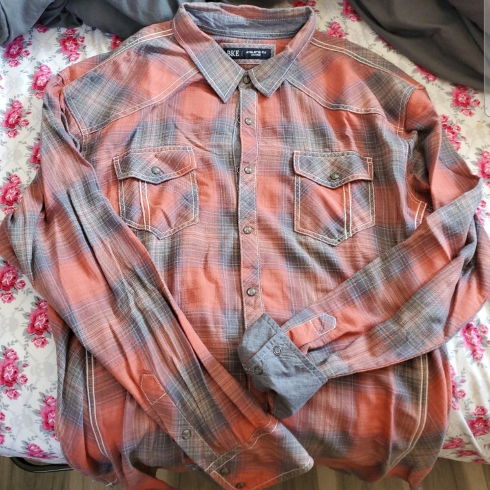 BKE Orange and Gray Casual Button Down Shirt with Vintage Look
